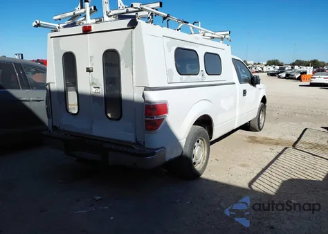 2014 Ford F-150 Xl z USA, uszkodzony, nr VIN 1FTMF1CM0EKG22811